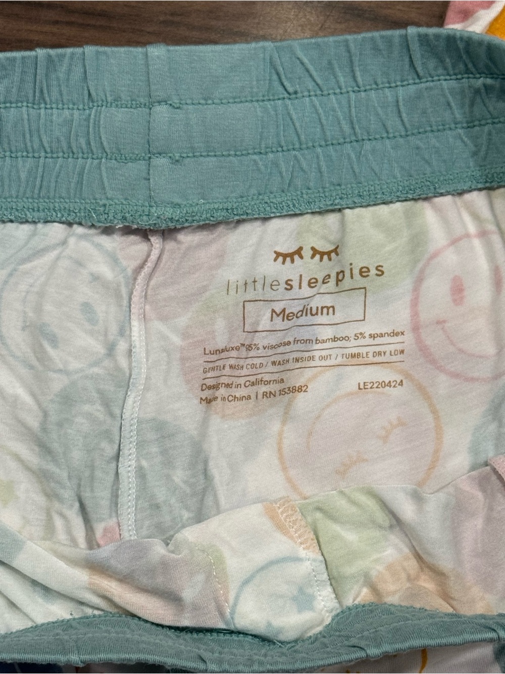 Womens Little Sleepies Positive Vibes Pajama Set size Medium bamboo - Picture 10 of 10